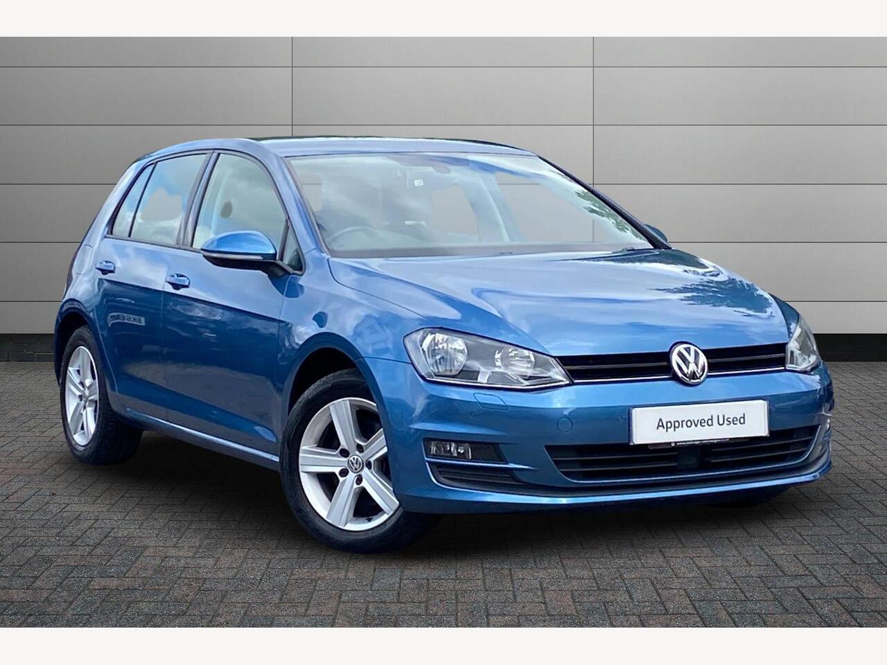 Main listing image - Volkswagen Golf
