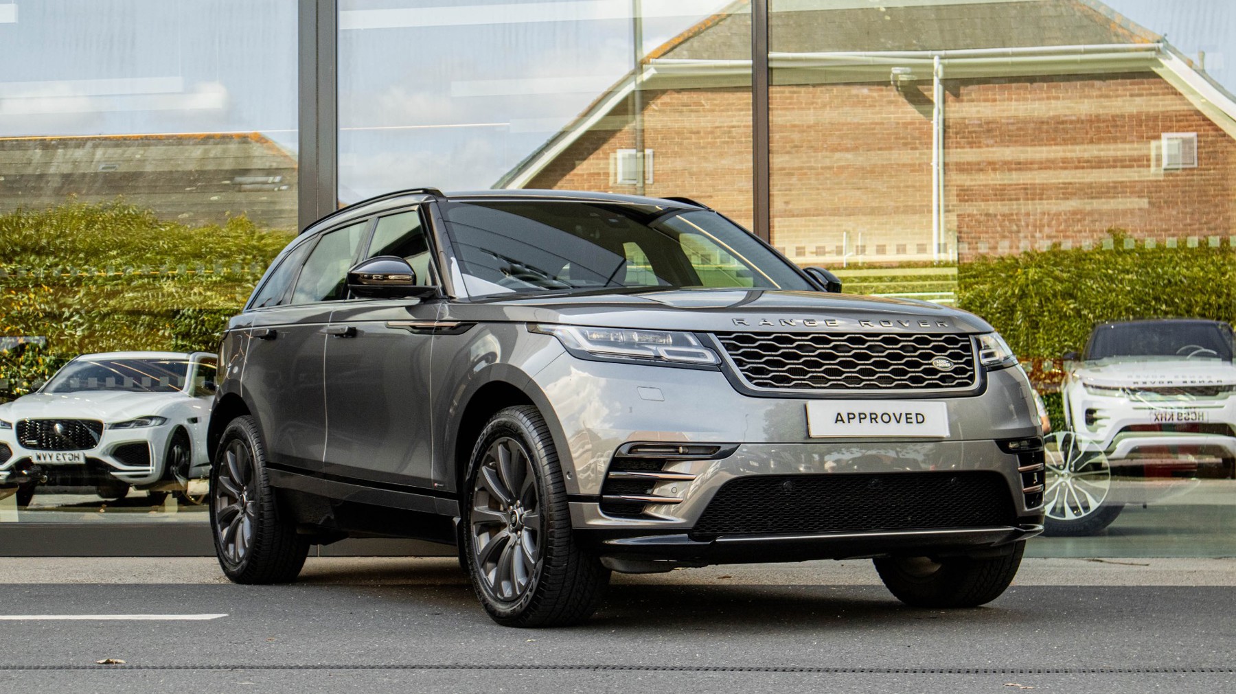 Main listing image - Land Rover Range Rover Velar