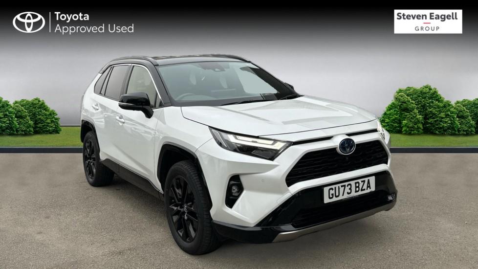 Main listing image - Toyota RAV4