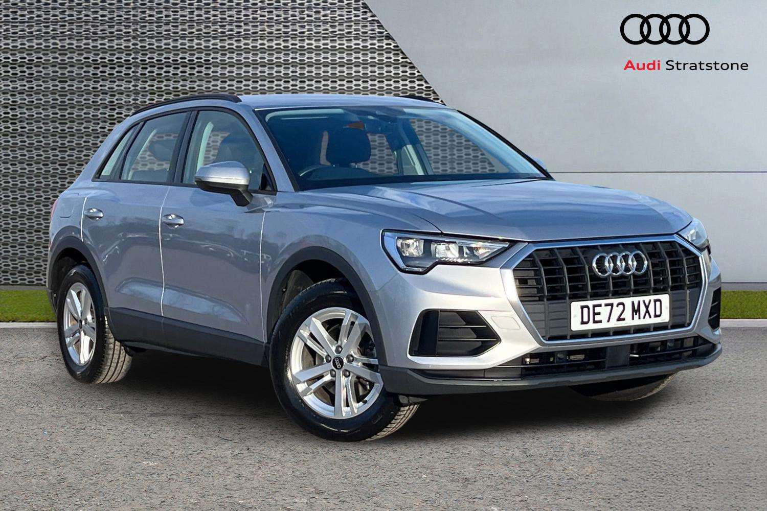 Main listing image - Audi Q3