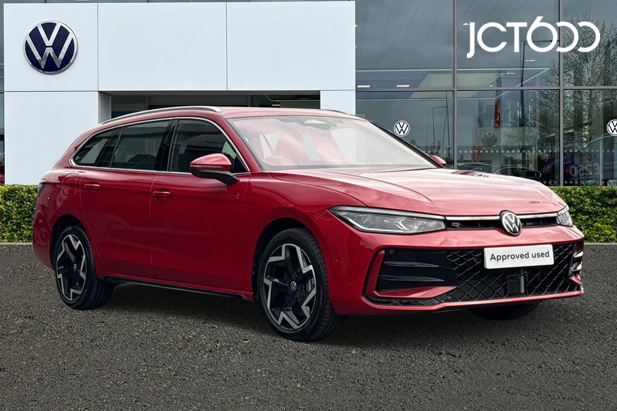 Main listing image - Volkswagen Passat