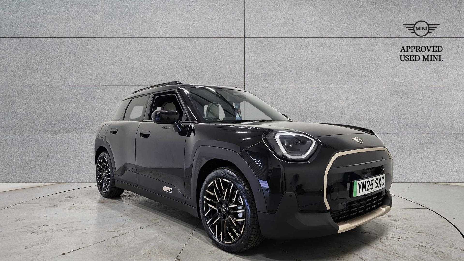 Main listing image - MINI Electric