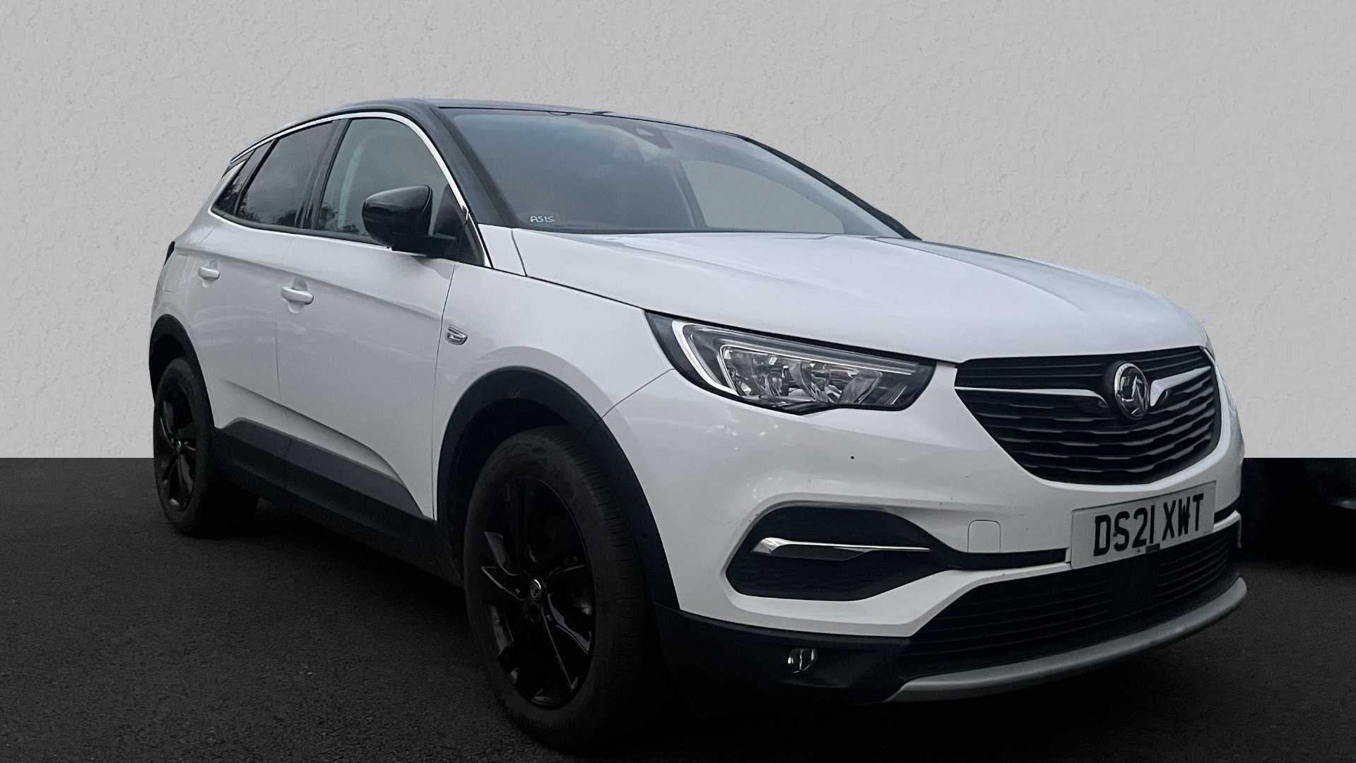 Main listing image - Vauxhall Grandland X