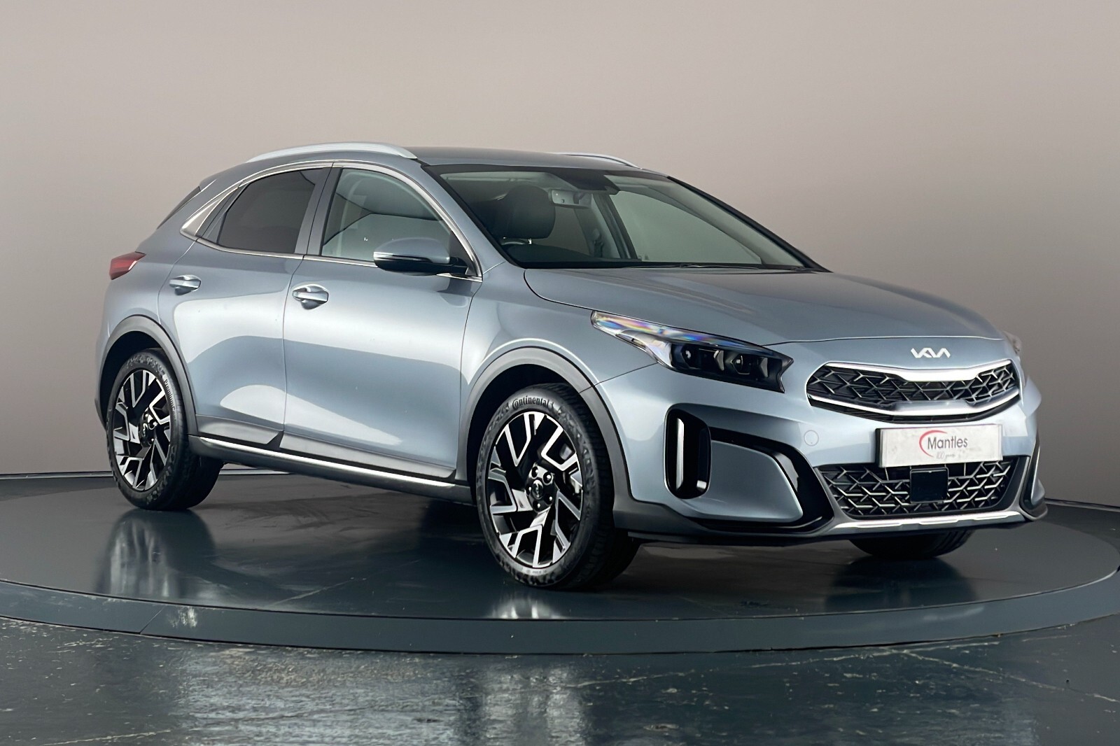 Main listing image - Kia XCeed