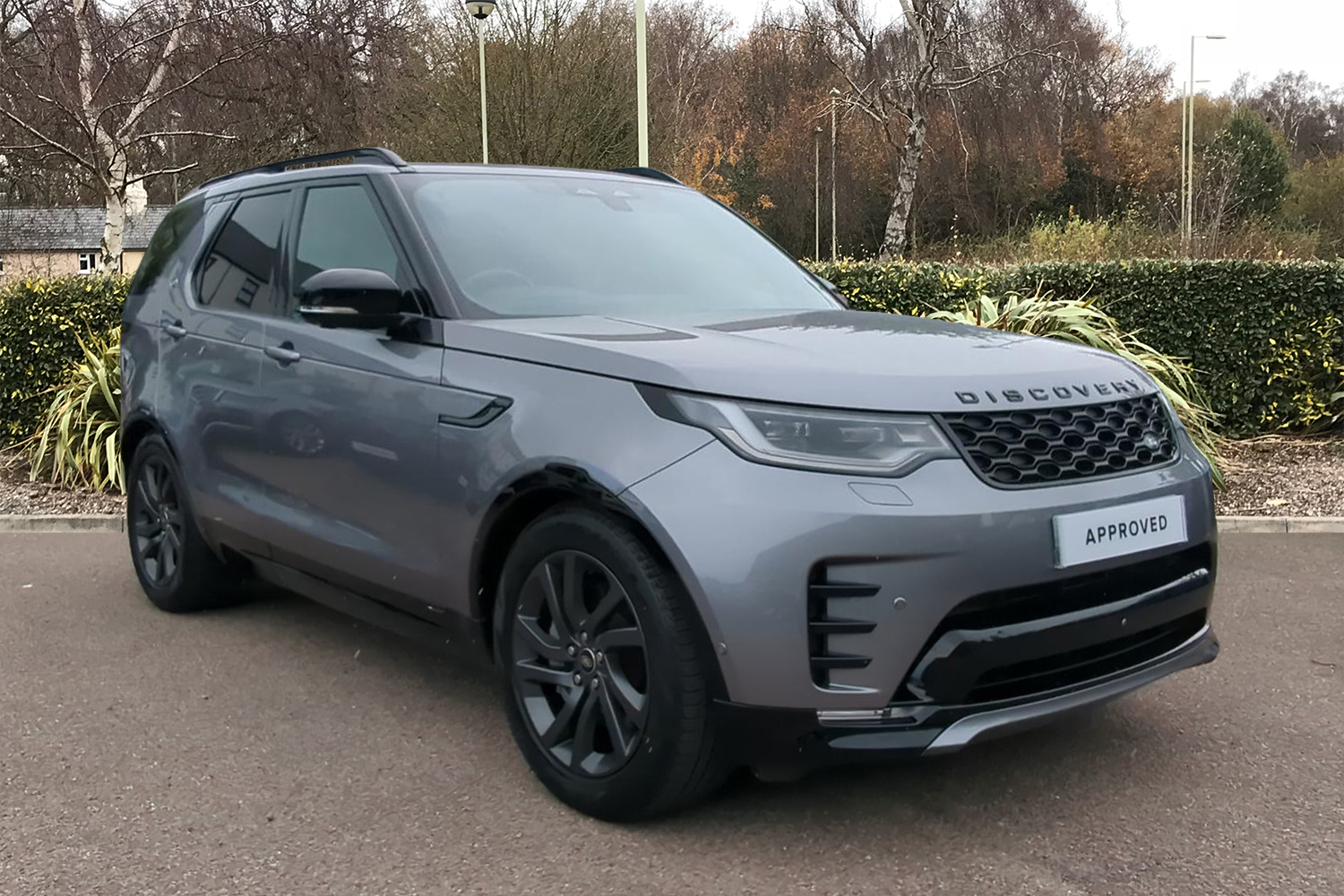 Main listing image - Land Rover Discovery