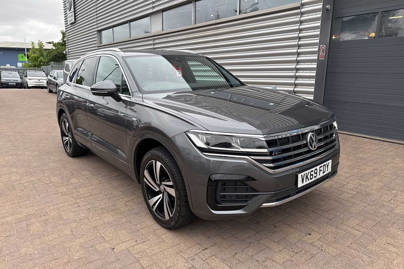 Main listing image - Volkswagen Touareg