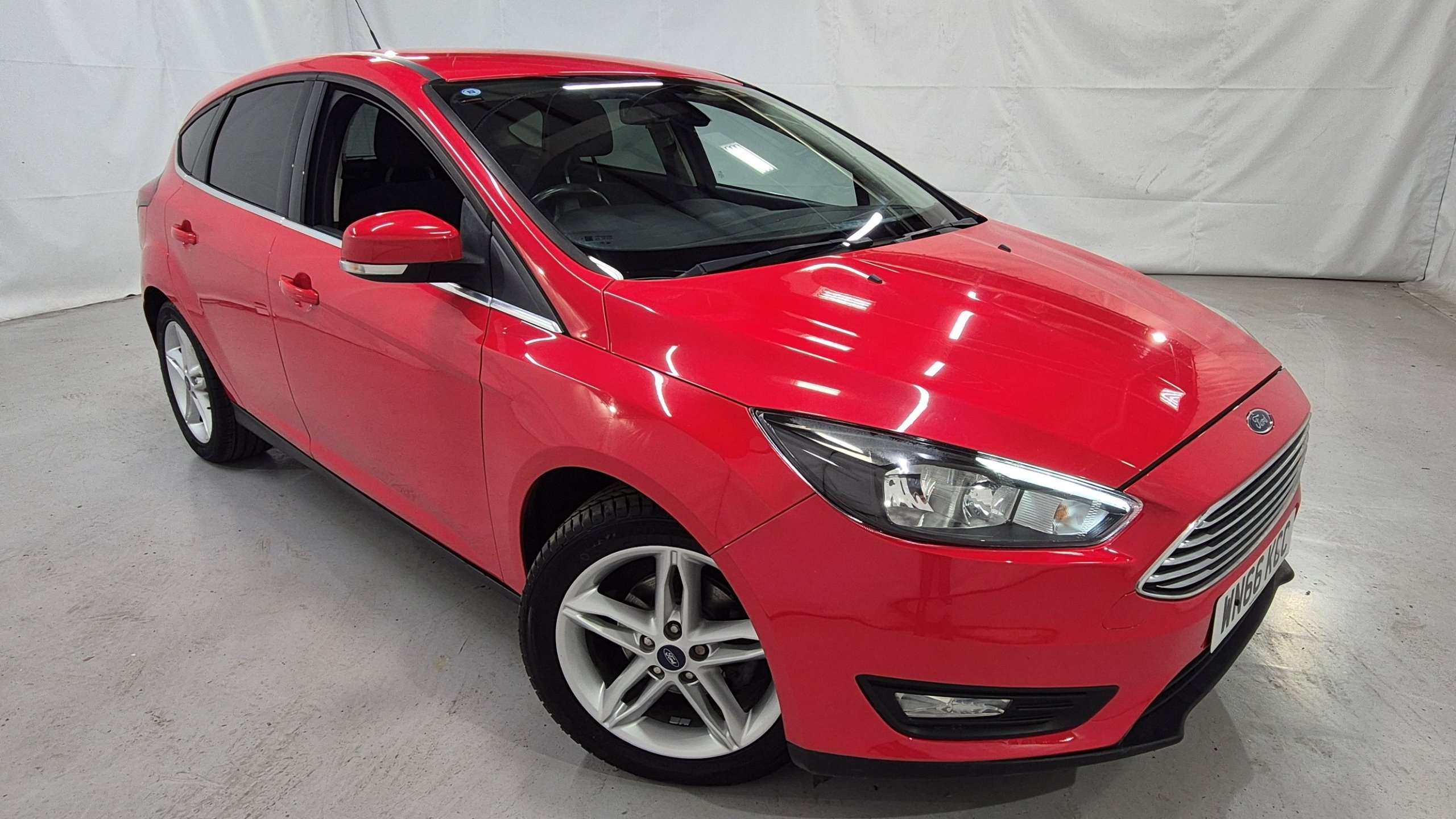 Main listing image - Ford Focus