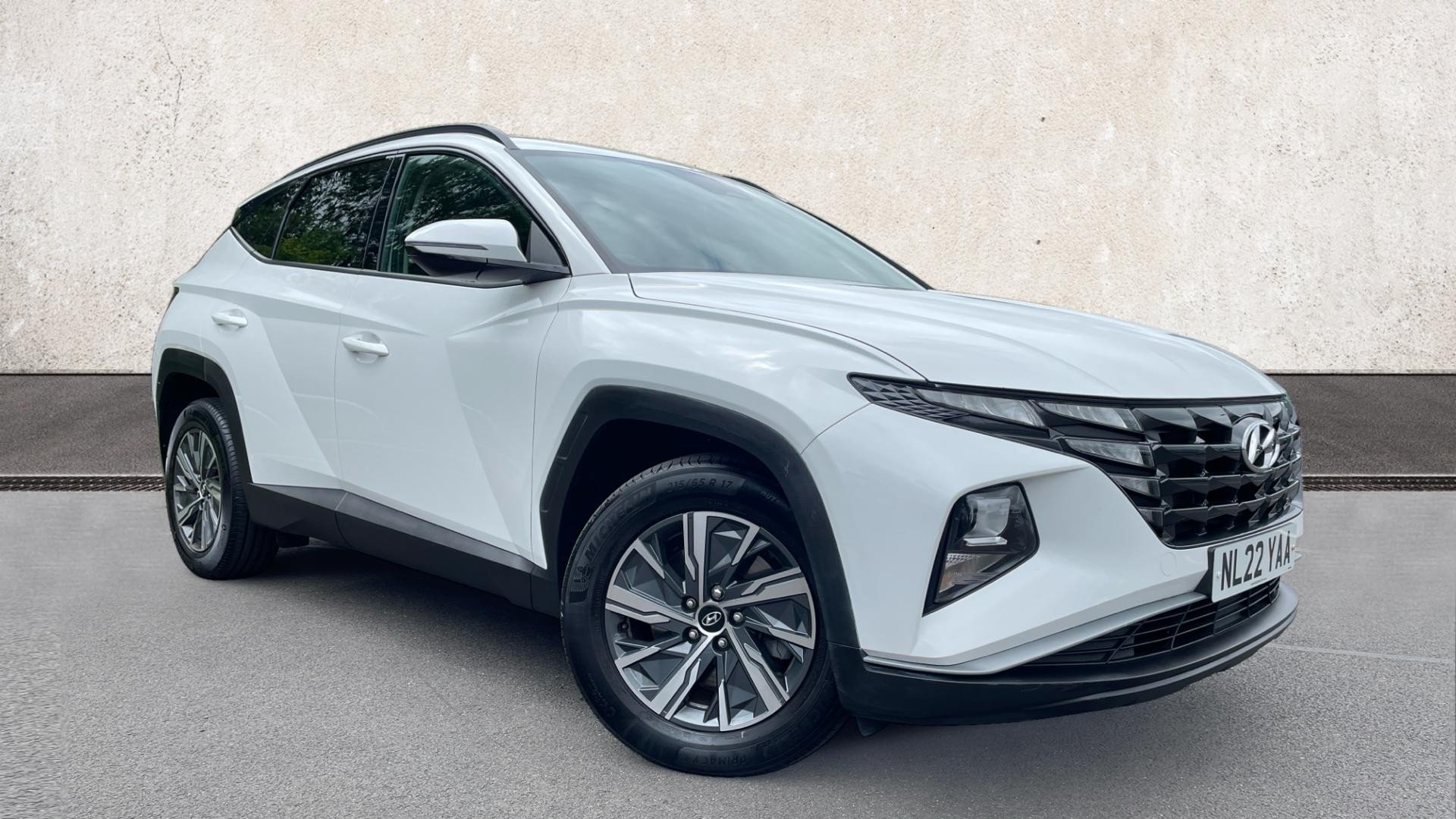 Main listing image - Hyundai Tucson