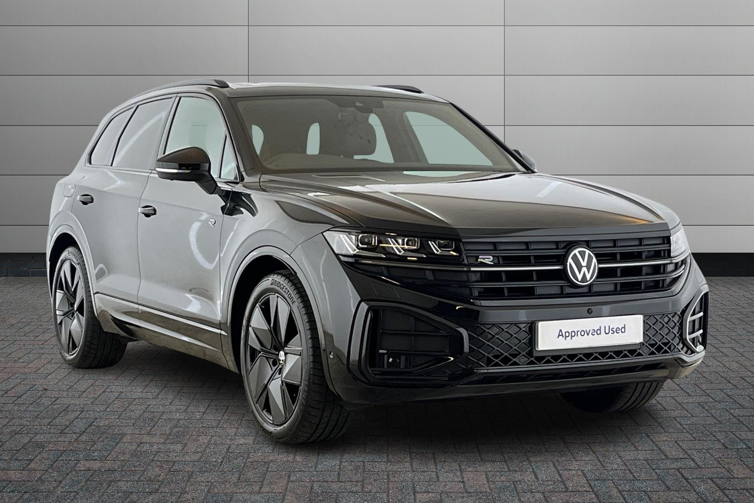 Main listing image - Volkswagen Touareg