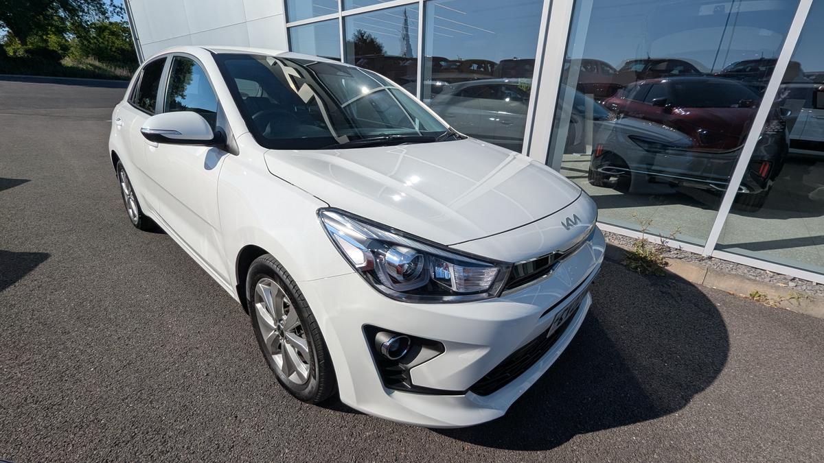 Main listing image - Kia Rio