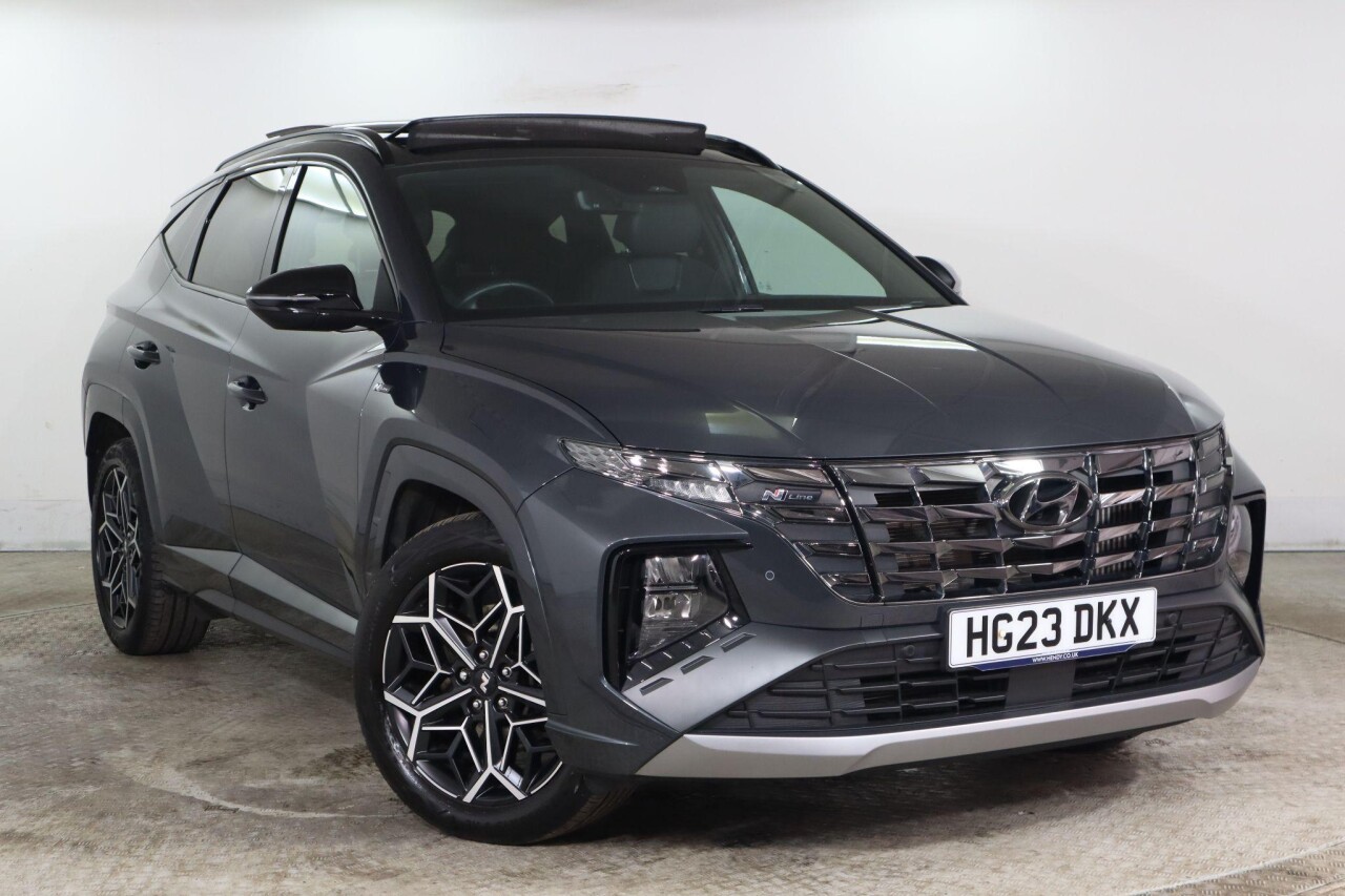 Main listing image - Hyundai Tucson