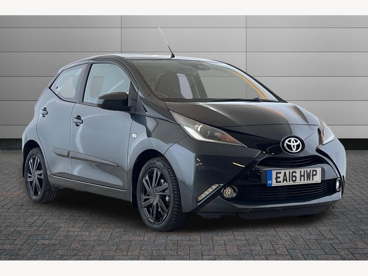 Main listing image - Toyota Aygo
