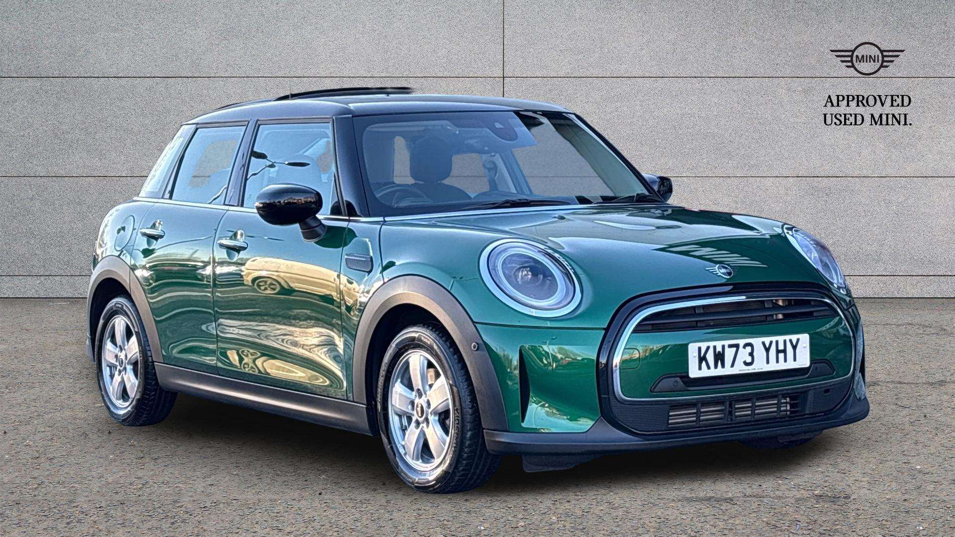Main listing image - MINI Hatchback 5dr