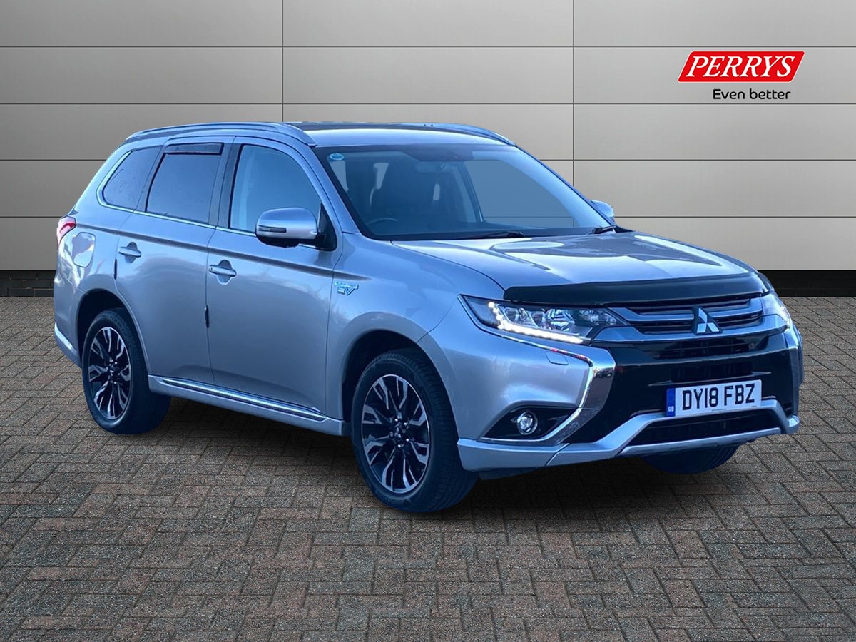 Main listing image - Mitsubishi Outlander