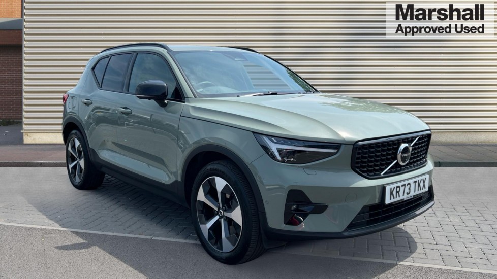 Main listing image - Volvo XC40