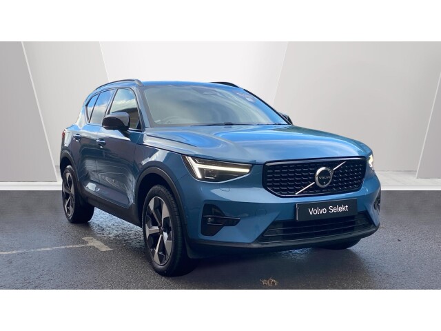 Main listing image - Volvo XC40