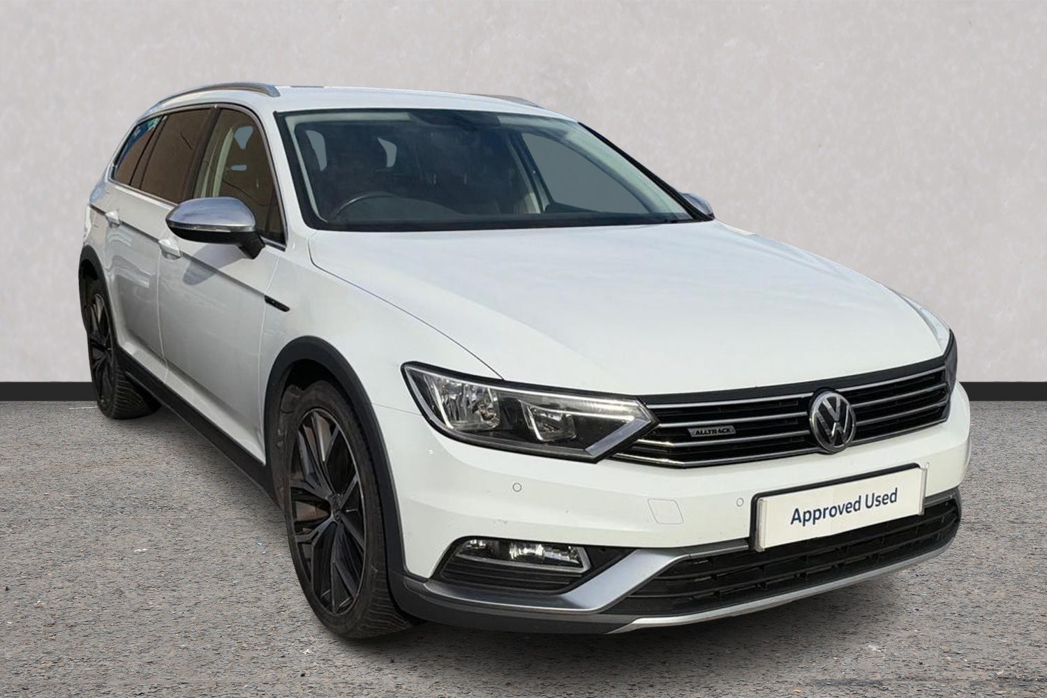 Main listing image - Volkswagen Passat Alltrack