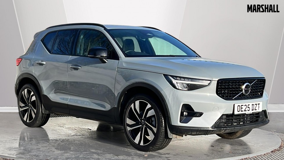 Main listing image - Volvo XC40