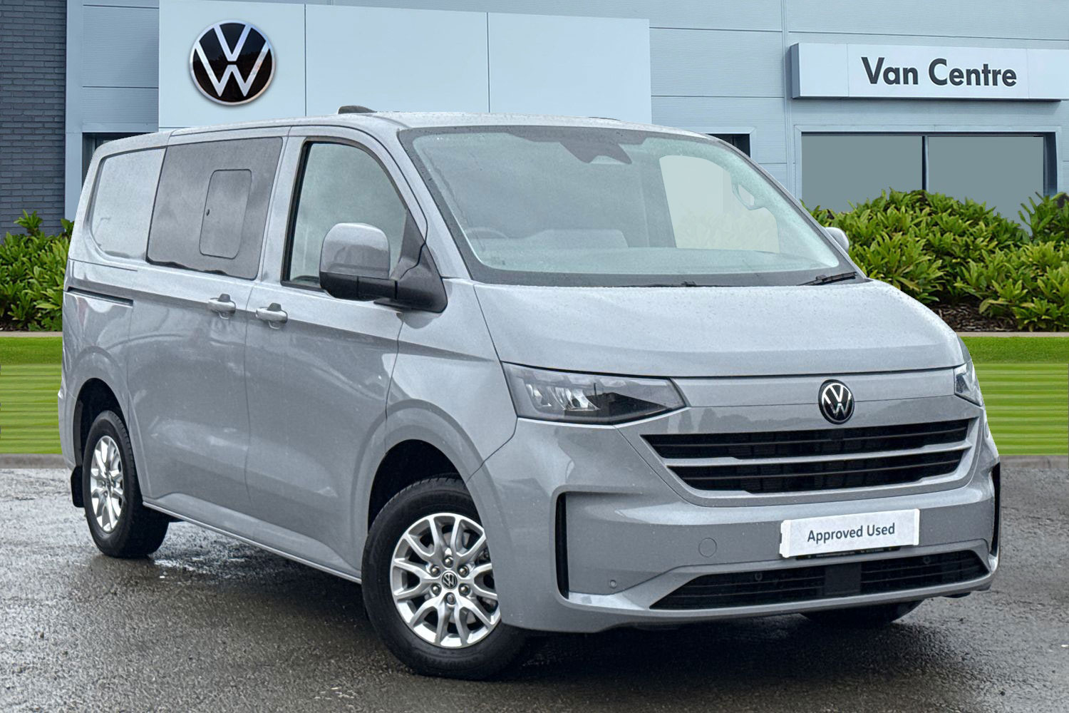 Main listing image - Volkswagen Transporter