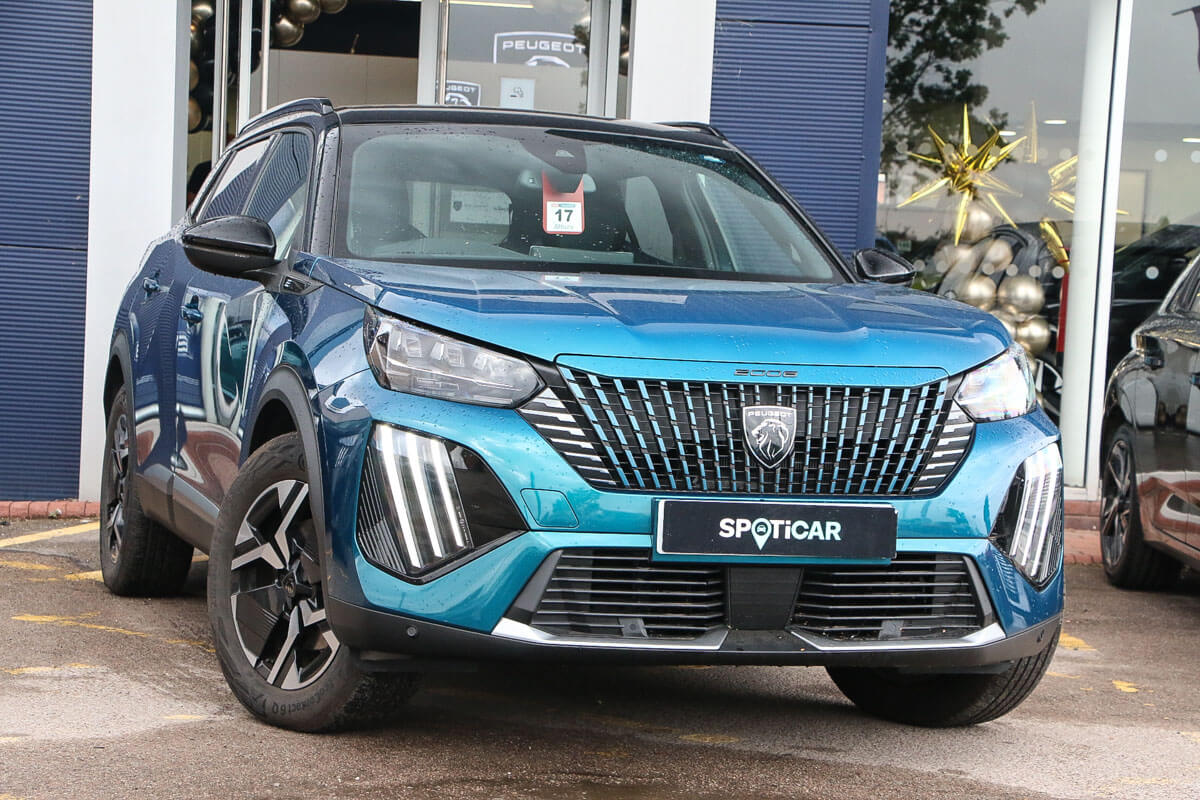 Main listing image - Peugeot 2008