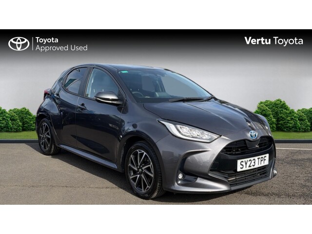 Main listing image - Toyota Yaris
