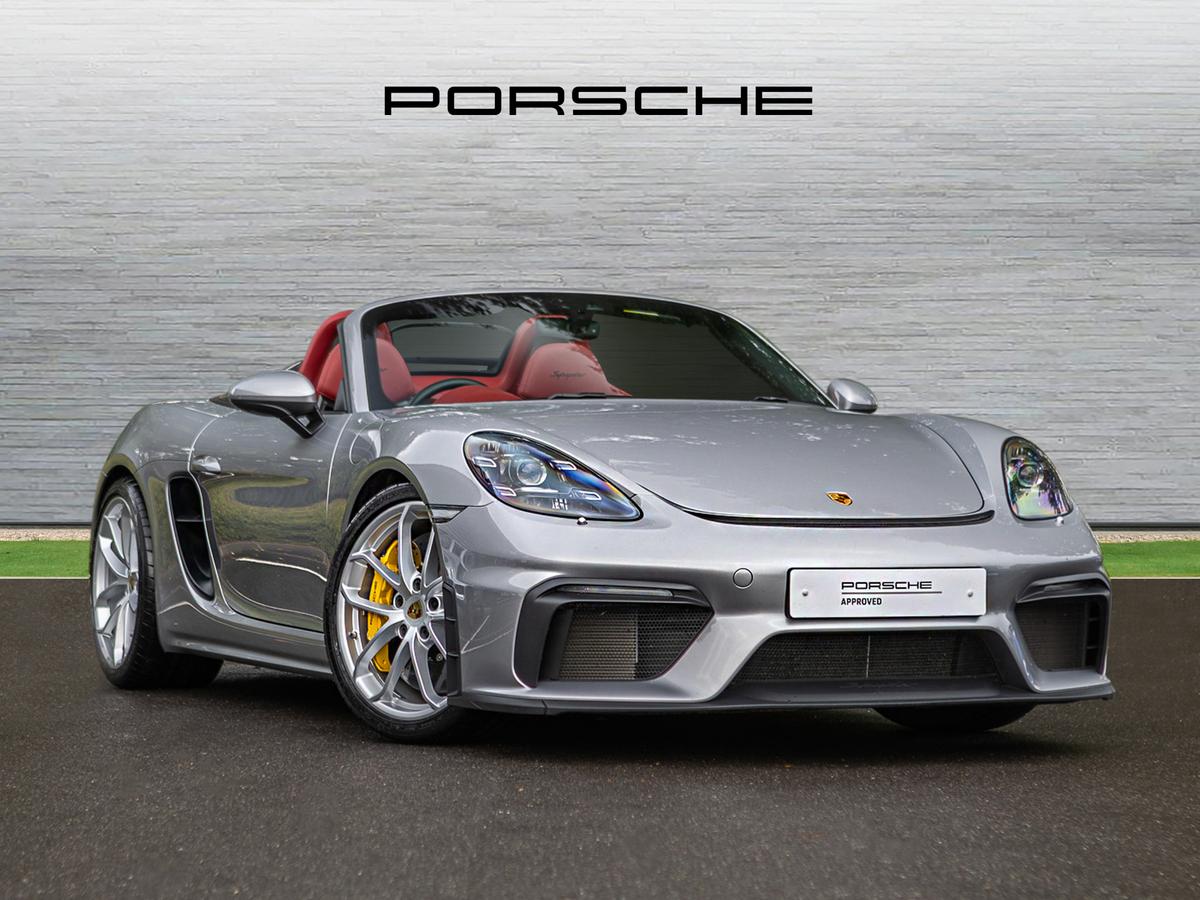 Main listing image - Porsche Macan