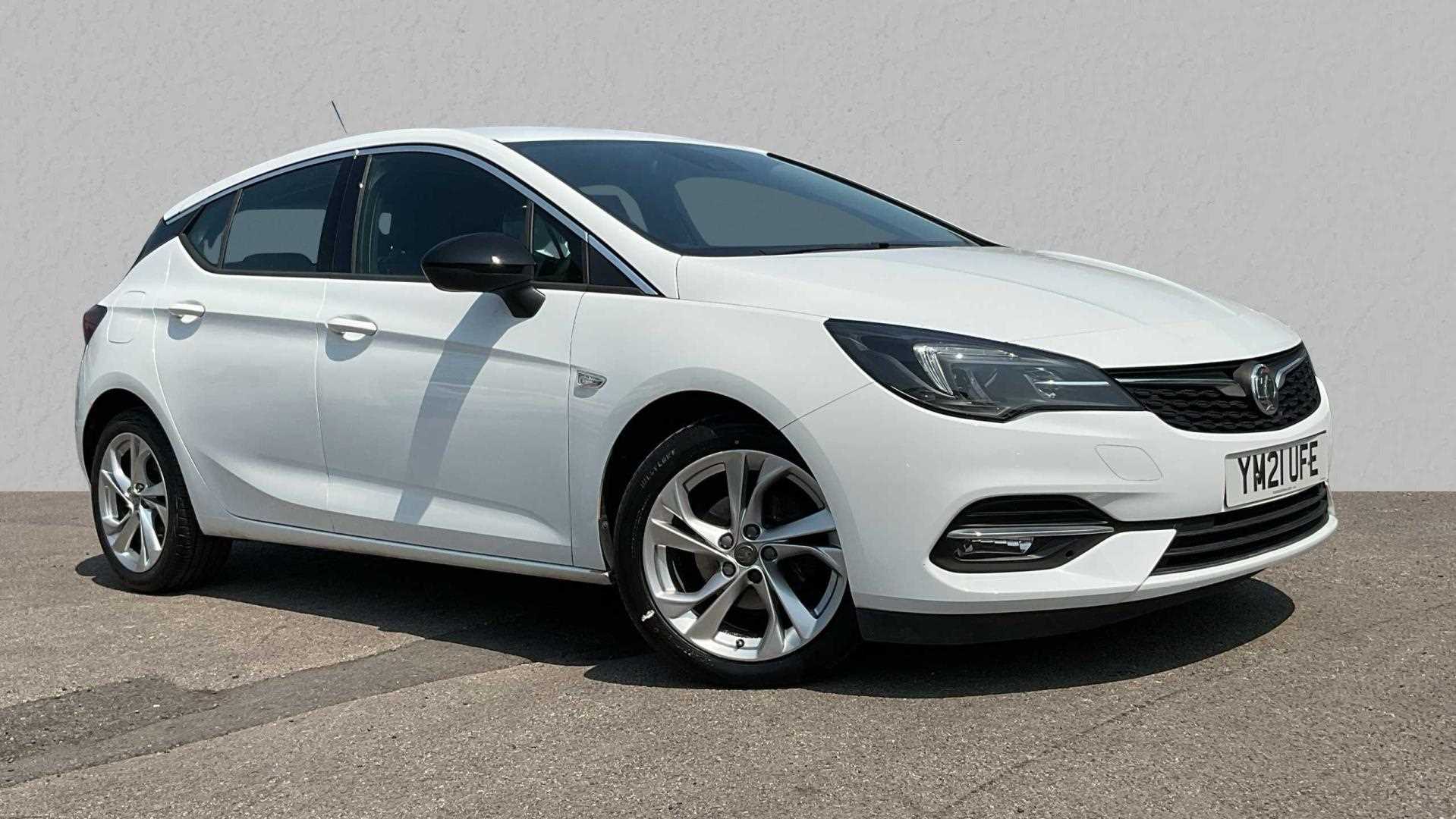 Main listing image - Vauxhall Astra