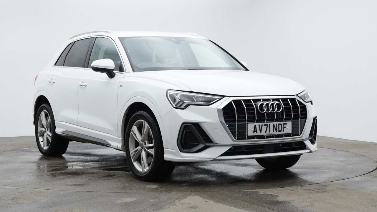 Main listing image - Audi Q3