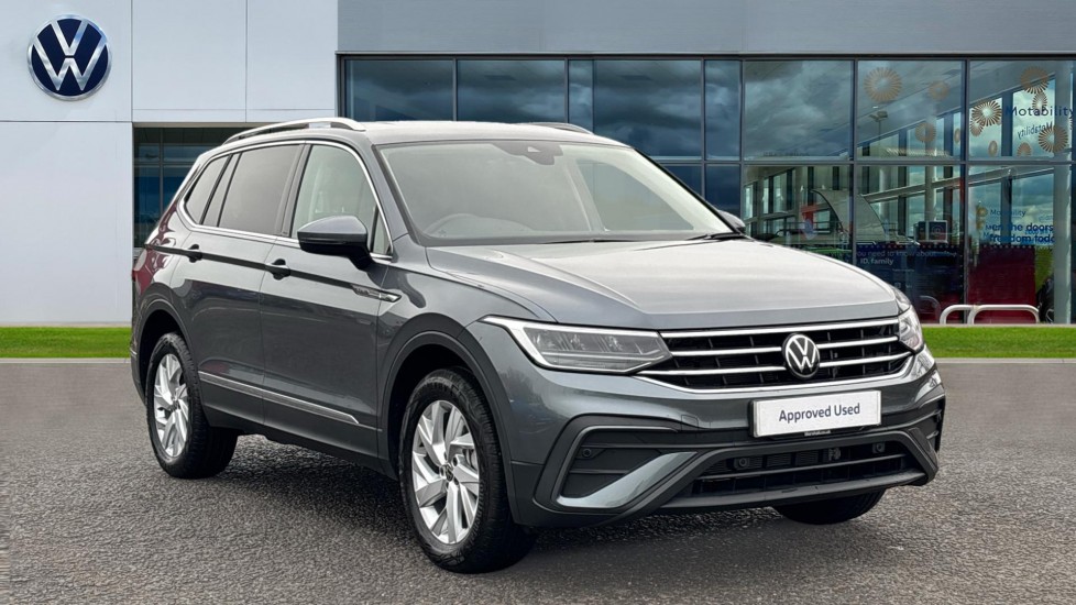 Main listing image - Volkswagen Tiguan Allspace