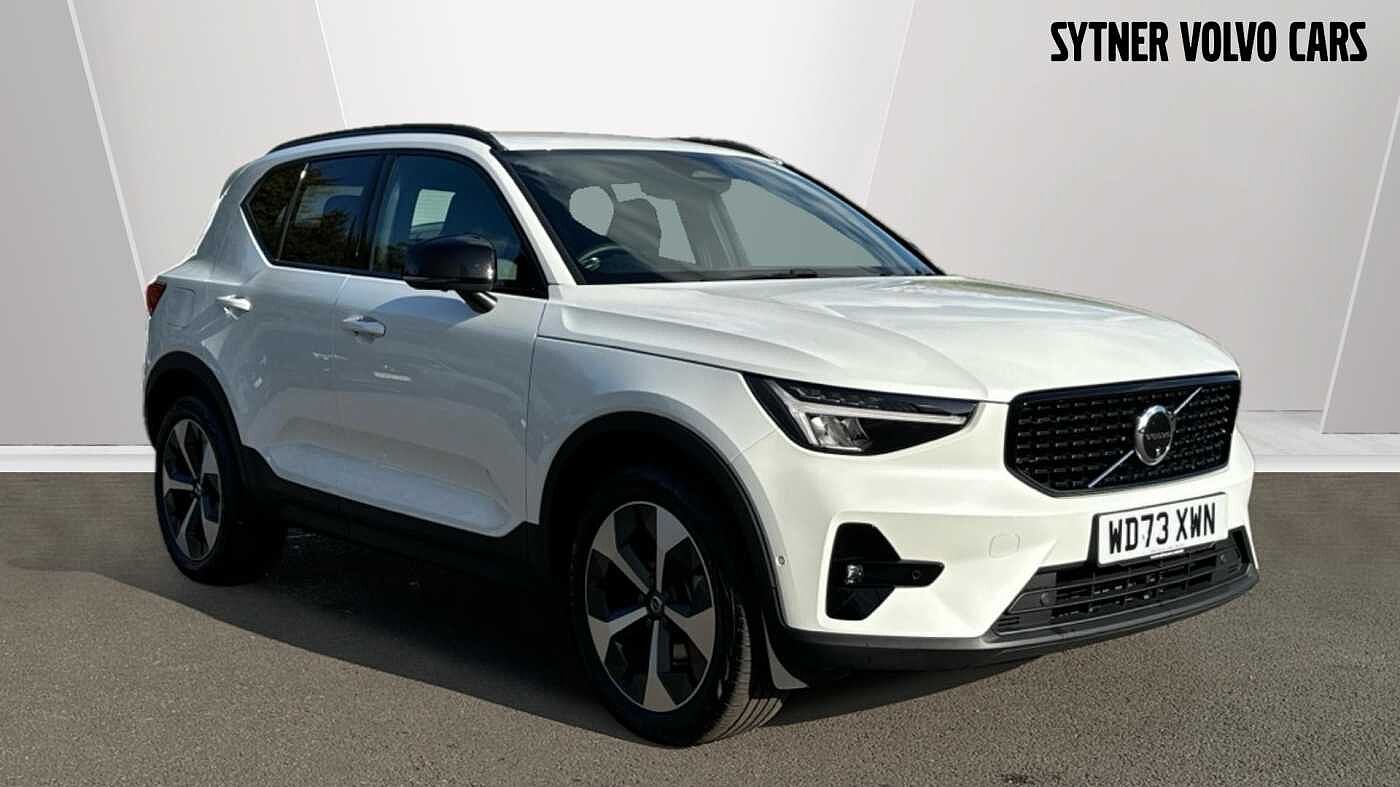 Main listing image - Volvo XC40