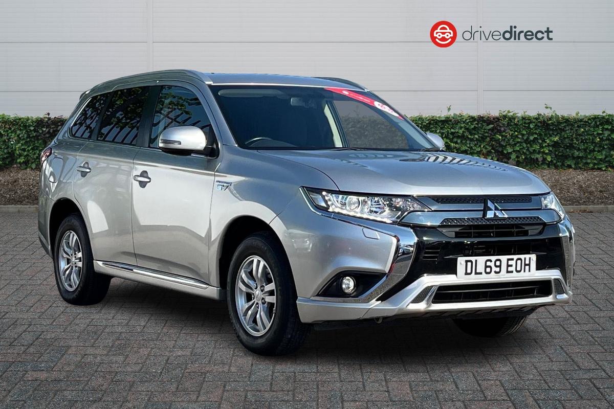 Main listing image - Mitsubishi Outlander Commercial