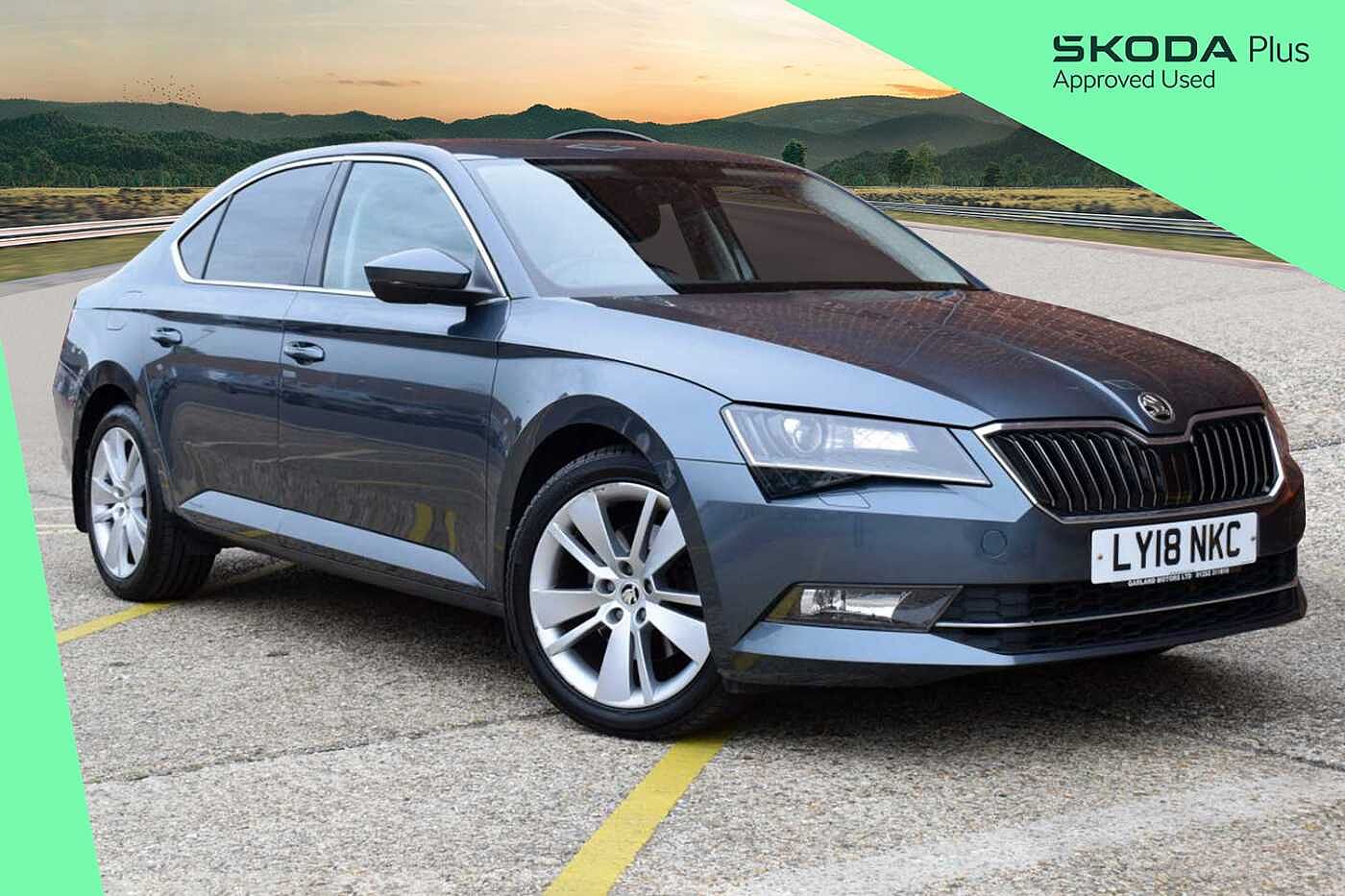 Main listing image - Skoda Superb