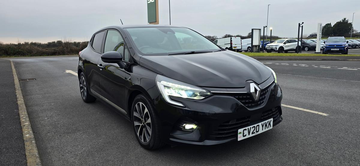 Main listing image - Renault Clio