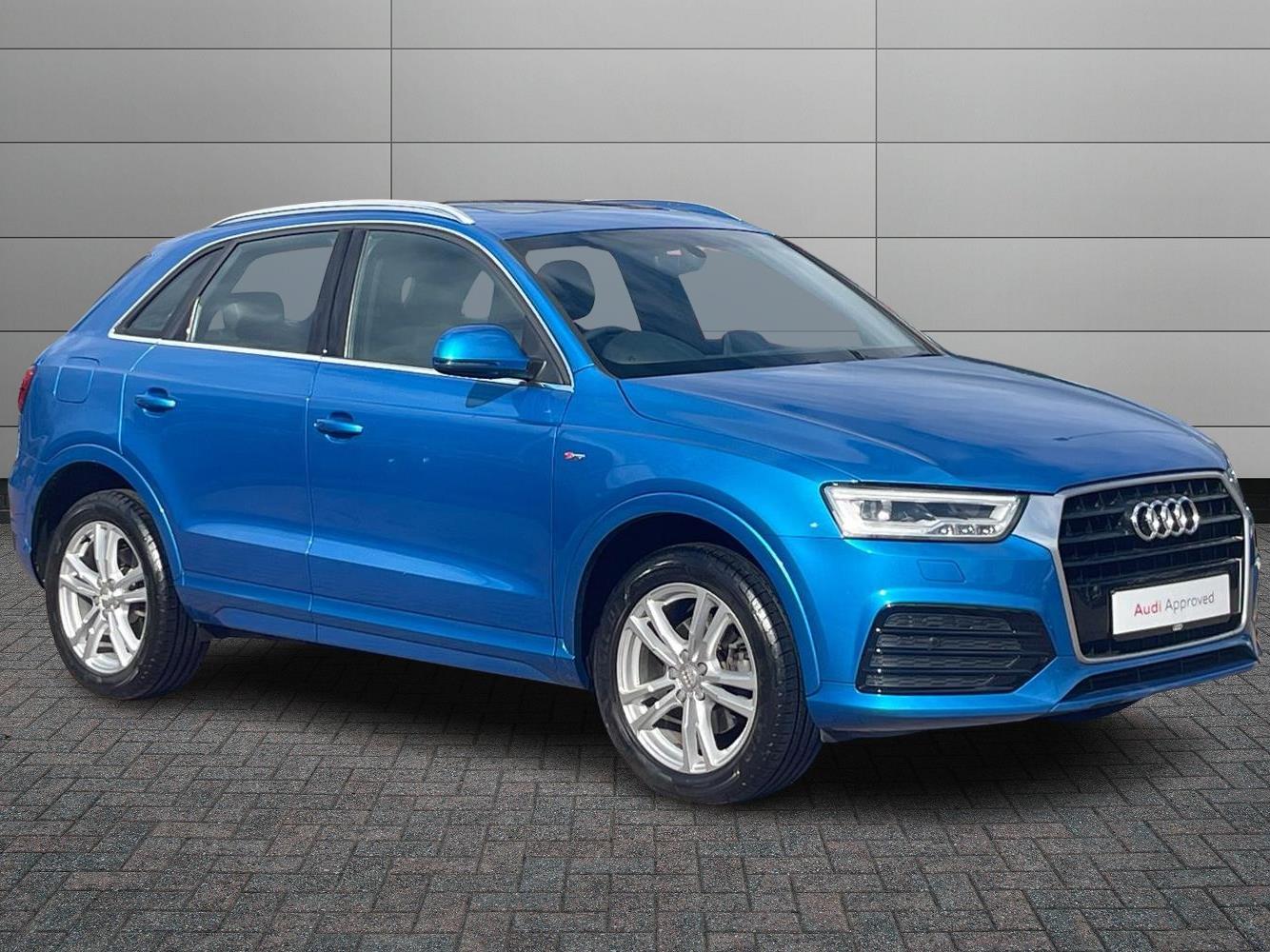 Main listing image - Audi Q3