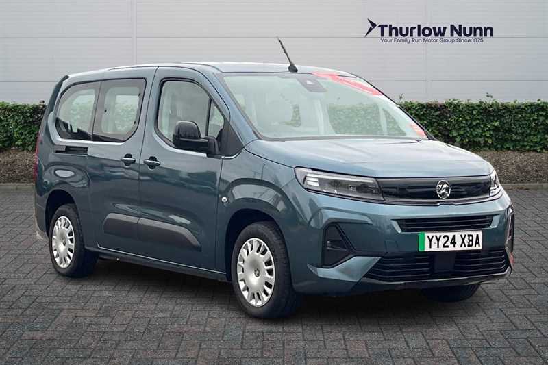 Main listing image - Vauxhall Combo Life-e