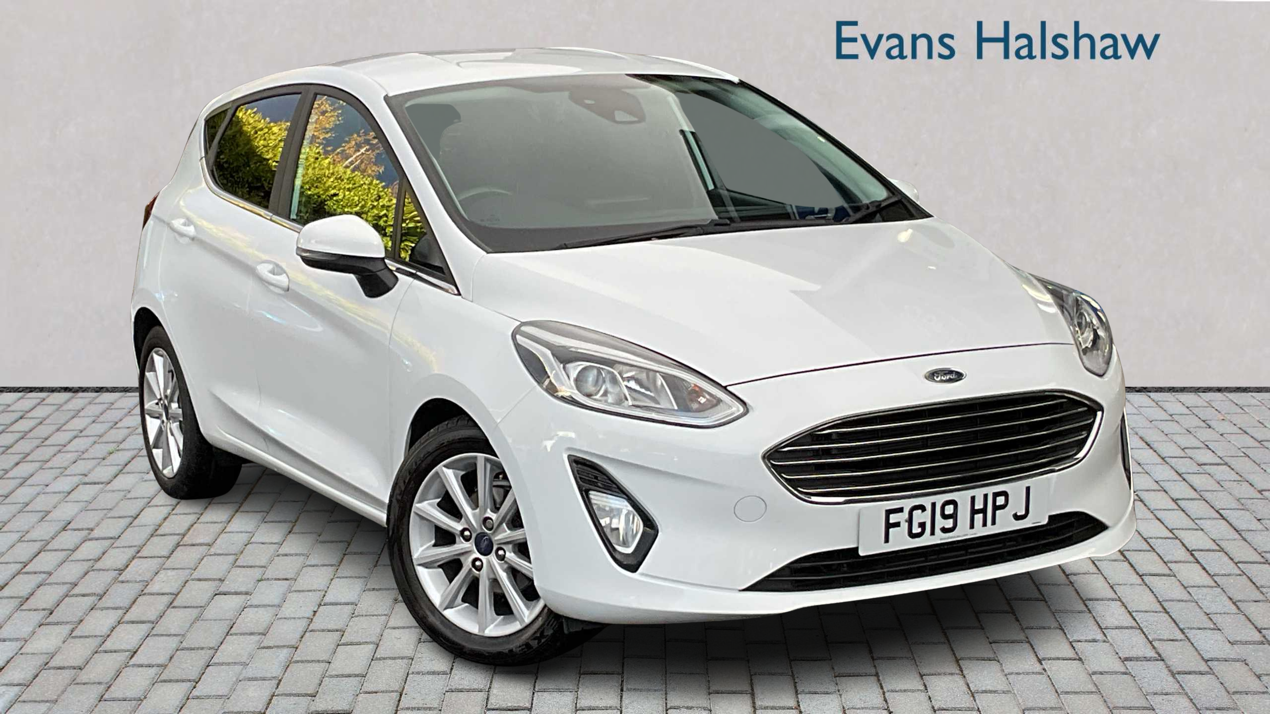 Main listing image - Ford Fiesta