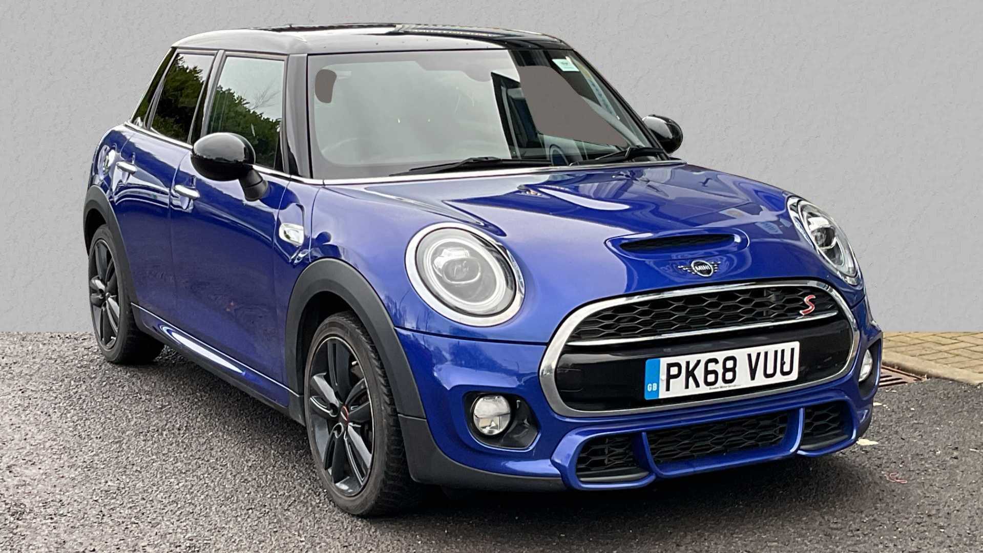 Main listing image - MINI Hatchback 5dr