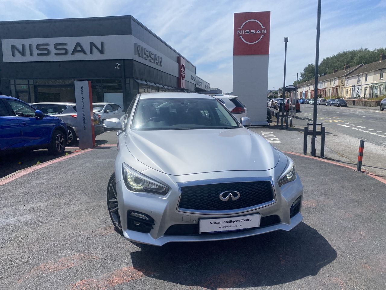 Main listing image - Infiniti Q50