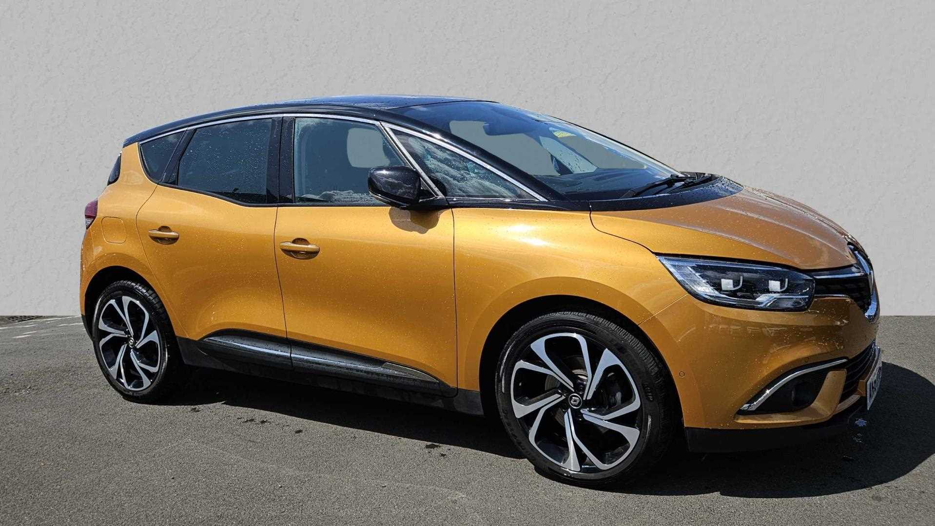 Main listing image - Renault Scenic