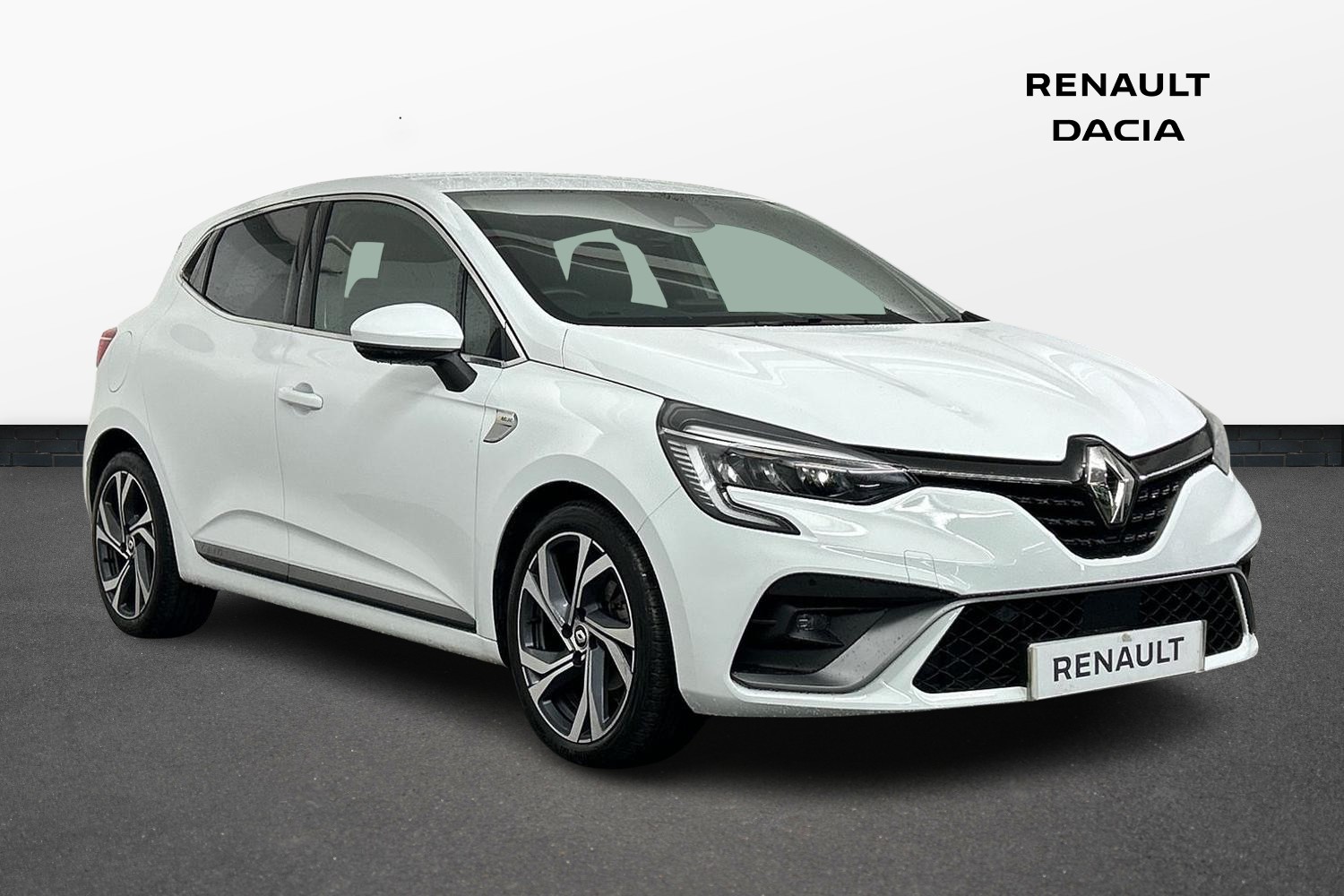 Main listing image - Renault Clio