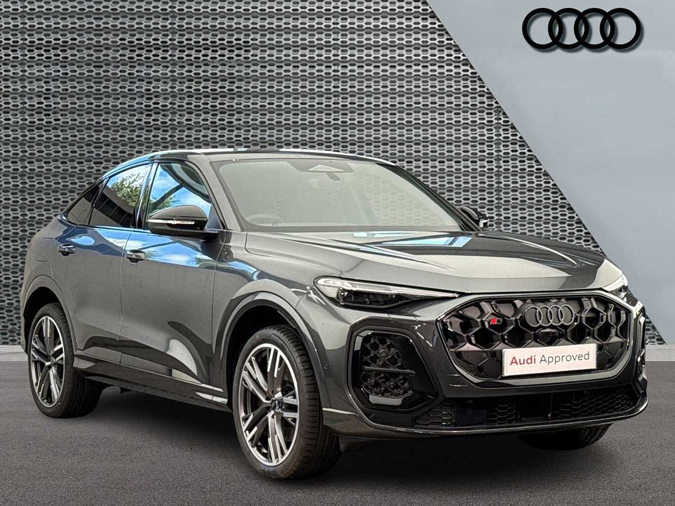 Main listing image - Audi Q5