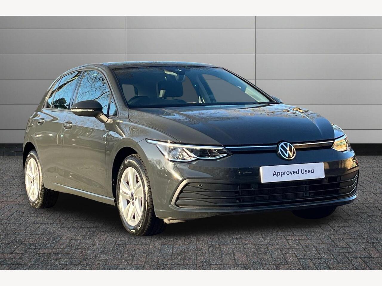 Main listing image - Volkswagen Golf