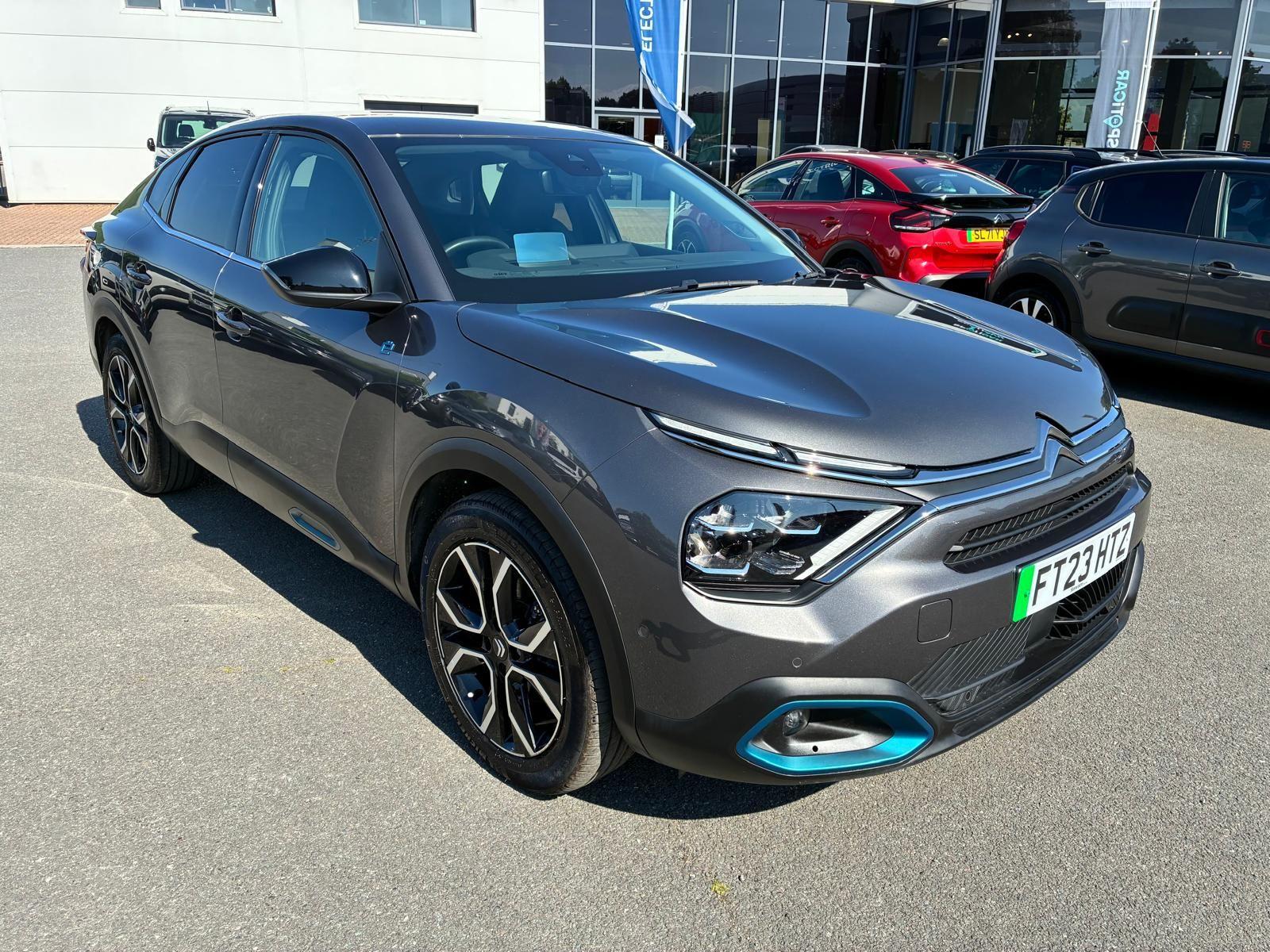 Main listing image - Citroen C4 X