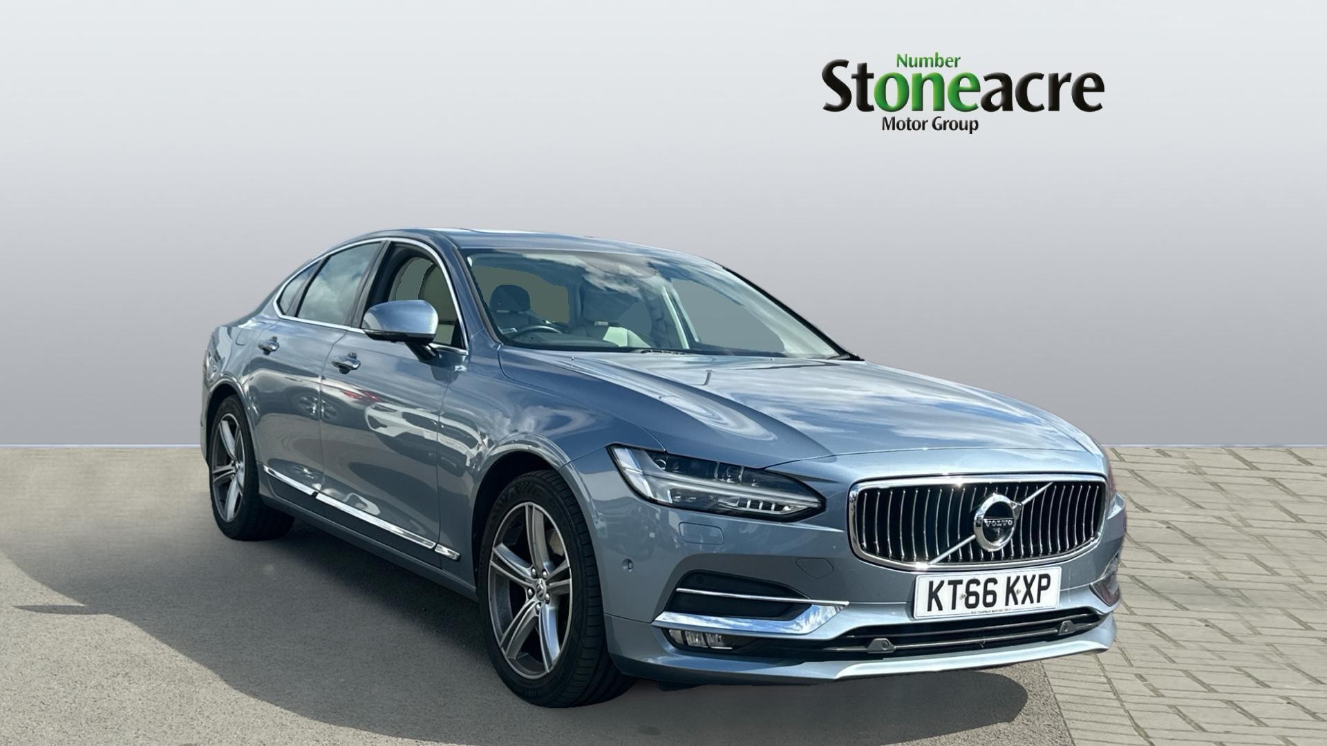 Main listing image - Volvo S90