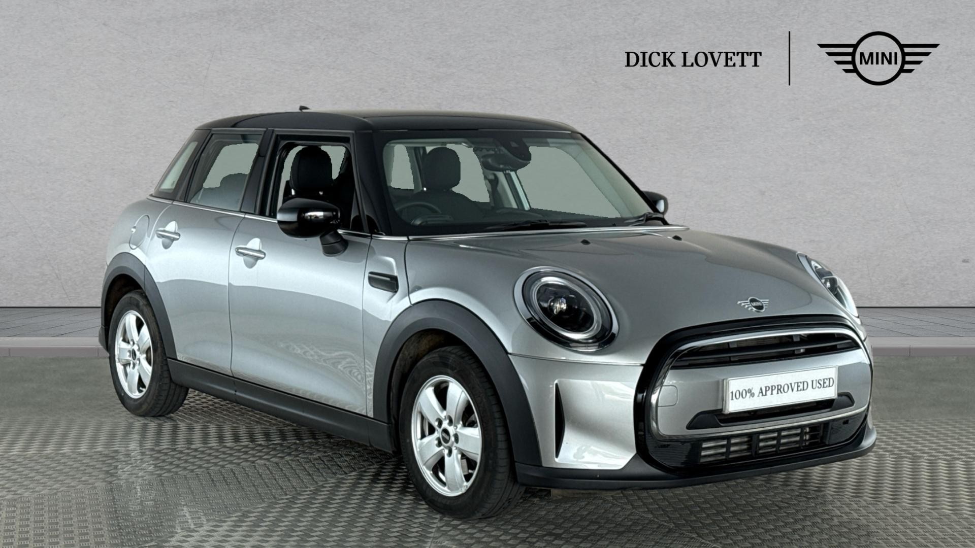 Main listing image - MINI Hatchback 5dr