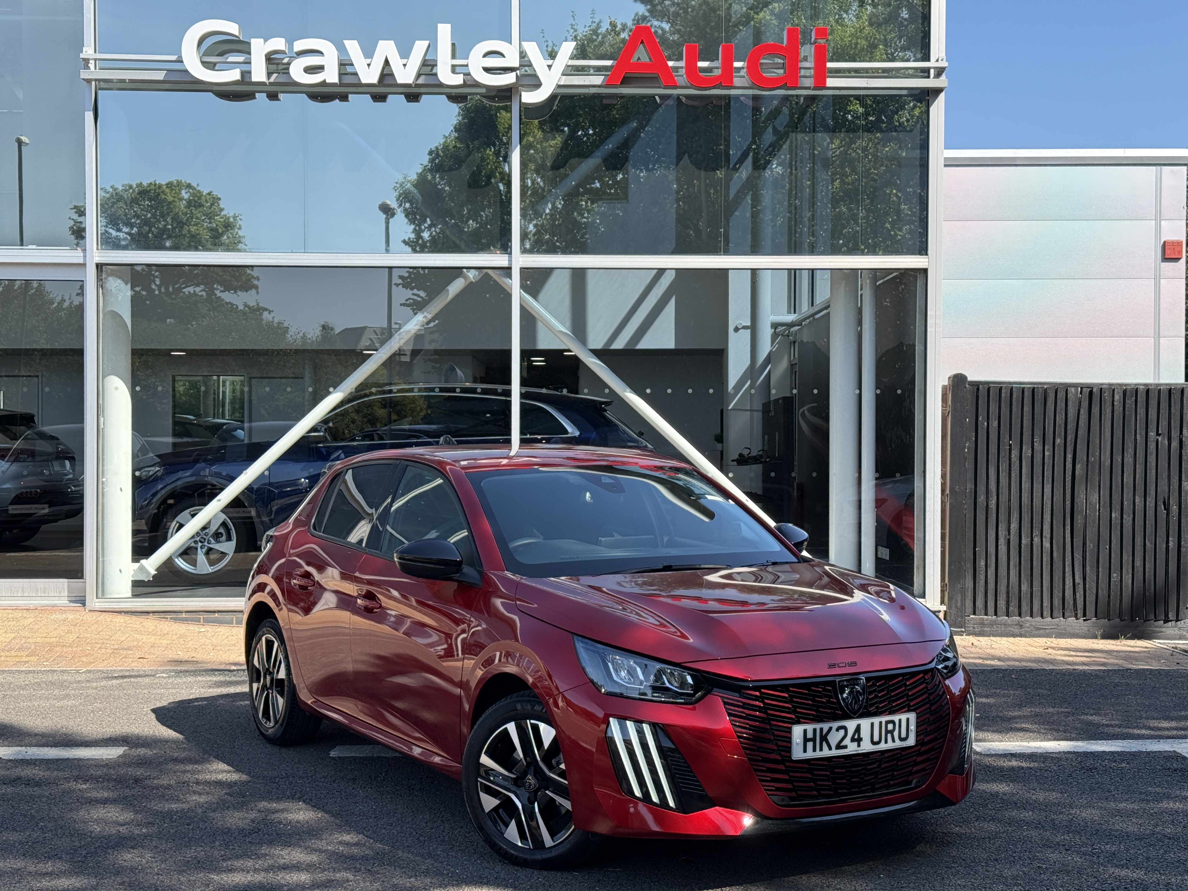 Main listing image - Peugeot 208