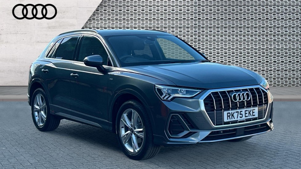 Main listing image - Audi Q3