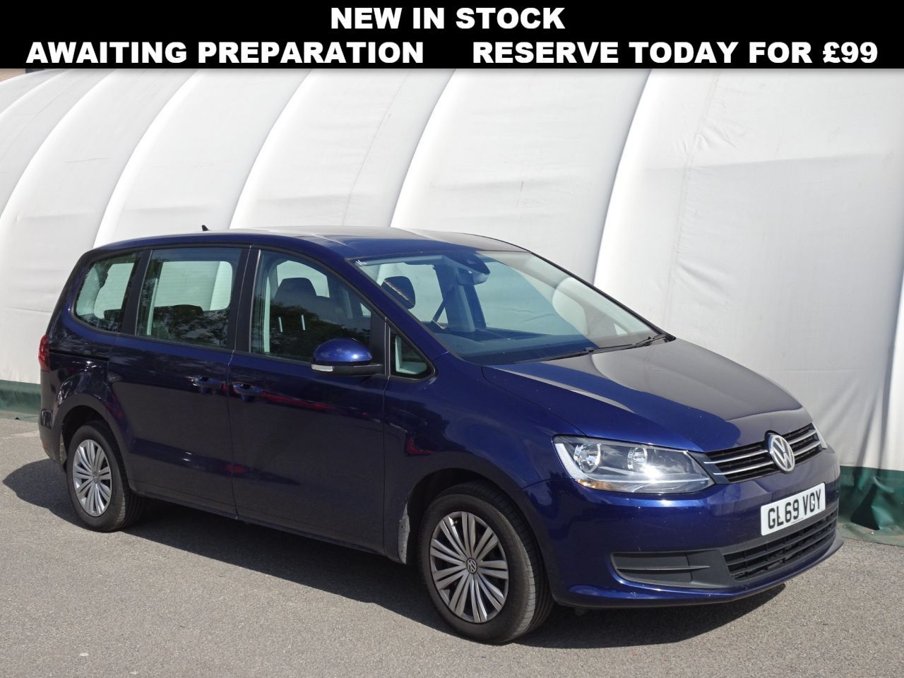 Main listing image - Volkswagen Sharan