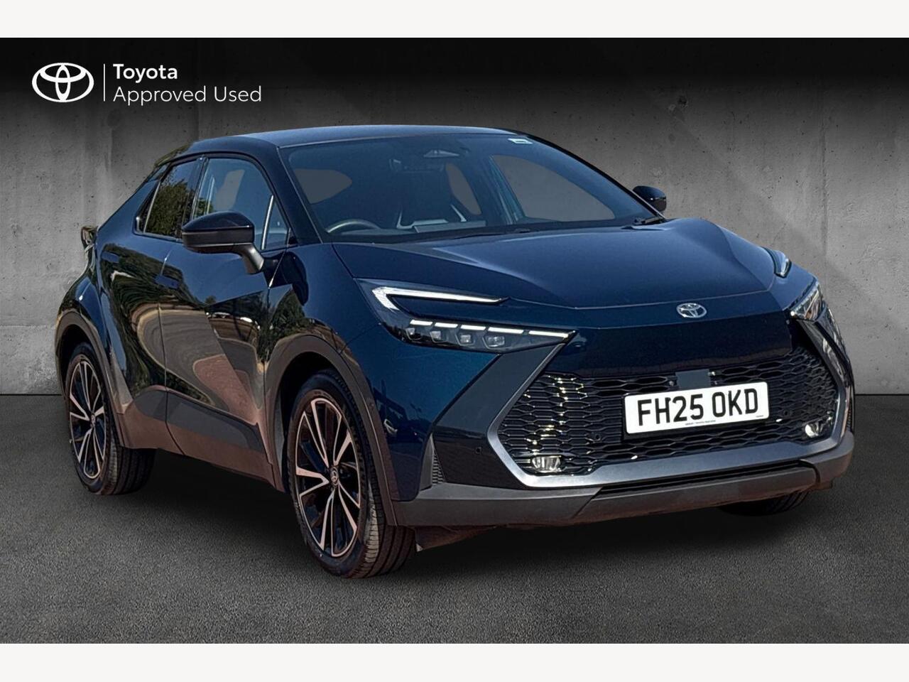 Main listing image - Toyota C-HR
