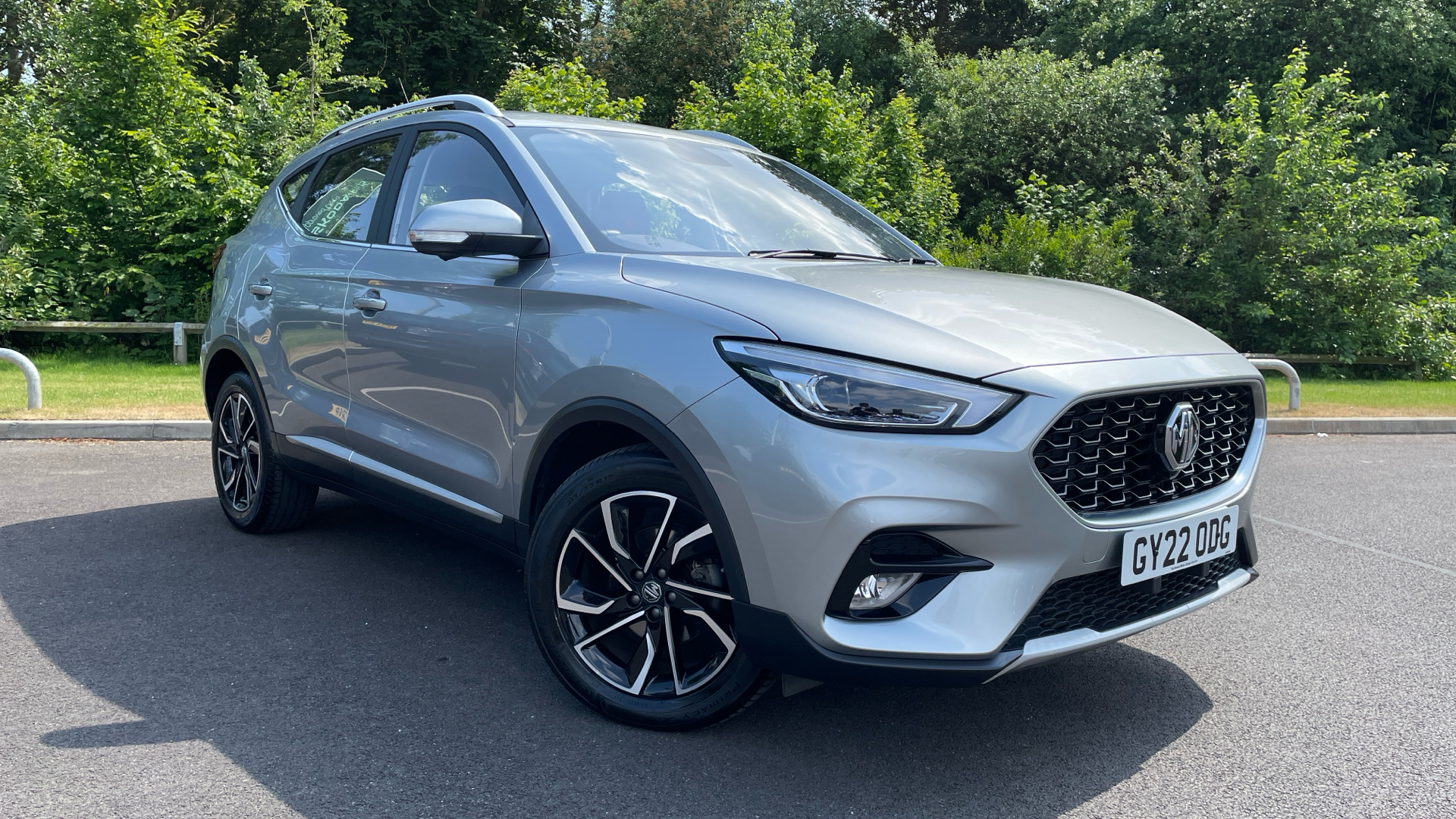Main listing image - MG ZS